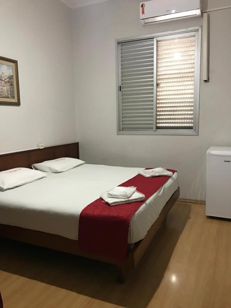 Hotel Chantilly Presidente Prudente Buitenkant foto